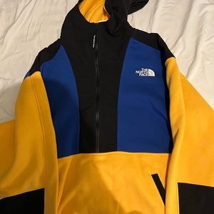 The north face half zip pullover sweatshirt